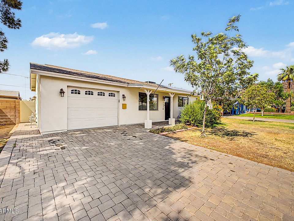 1st image of 1118 E DIANA Avenue