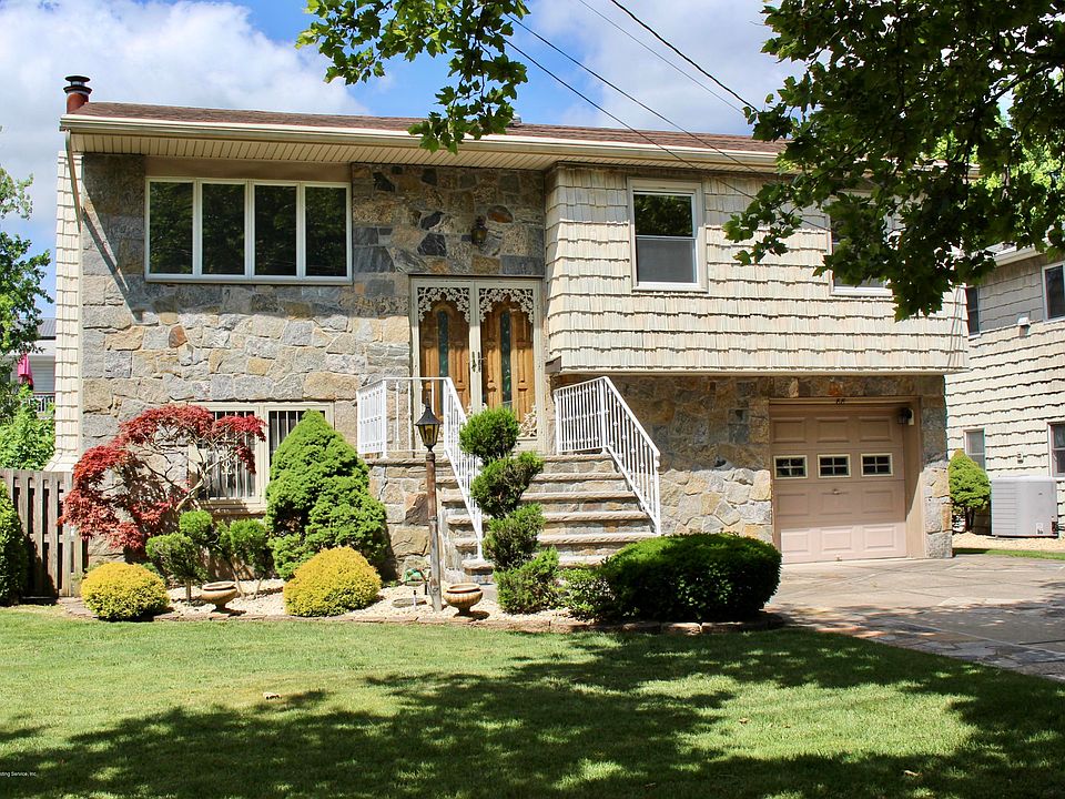 1st image of 88 Brookfield Ave