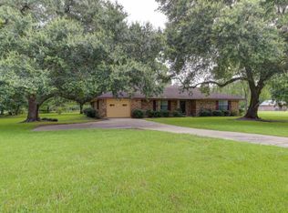 525 Saint Clair Rd, Breaux Bridge, LA 70517