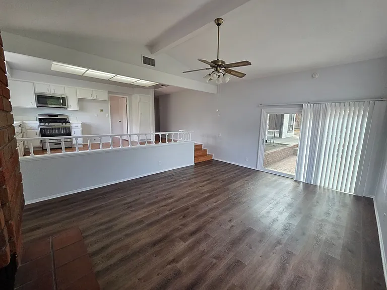 1405 Paseo Manzana — Photo 9