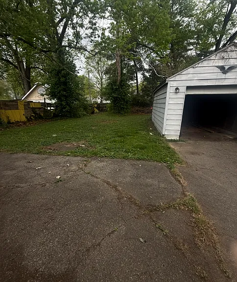 4180 Millersville Rd — Photo 2