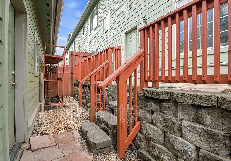 3272 S Litzler Dr — Photo 41