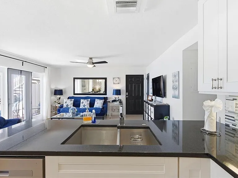 5280 Coquina Key Dr SE #A — Photo 19