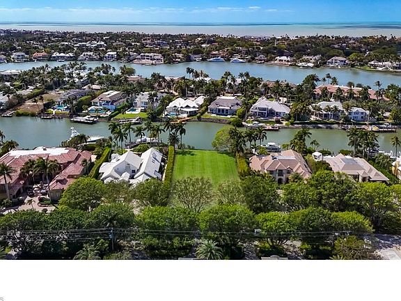 5th image of 980 Galleon DR