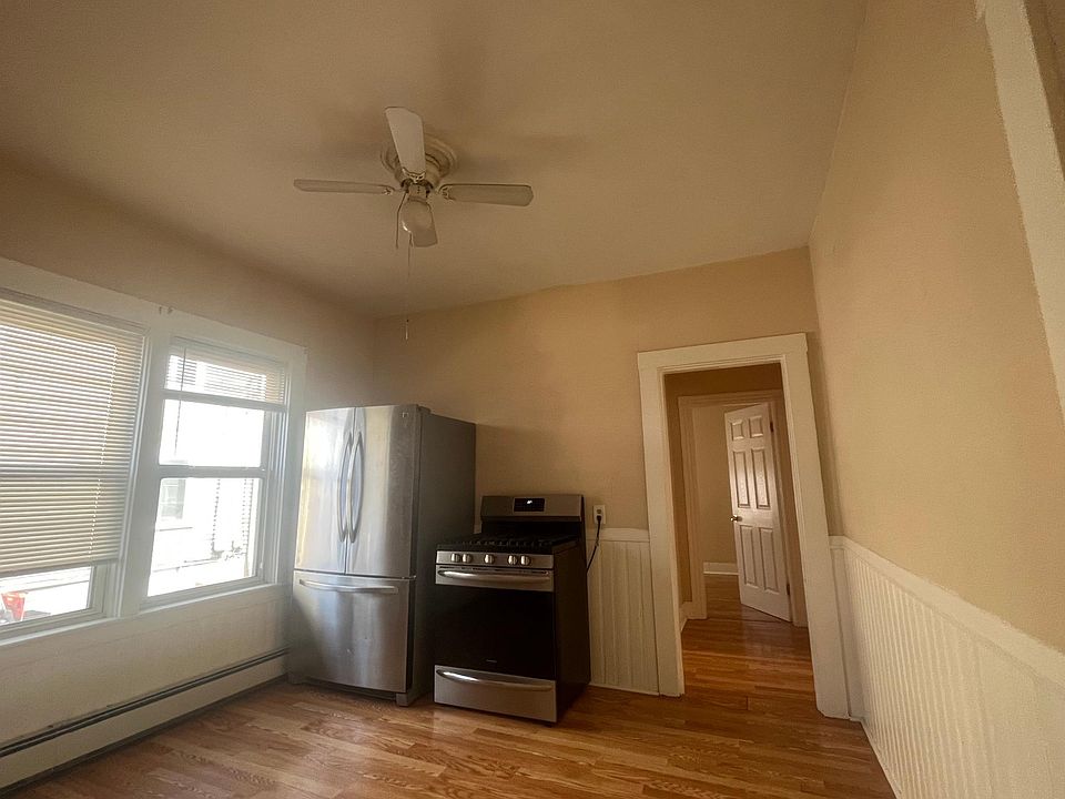 60 ster St APT 1, Pawtucket, RI 02861 Zillow