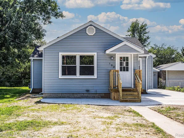 102 Rural St, Port Huron, MI 48060