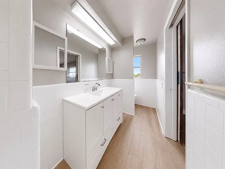 1729 Bikini Ct — Photo 26