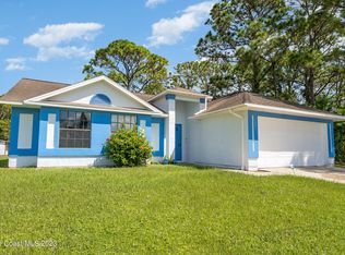 1061 Spring St NW, Palm Bay, FL 32907