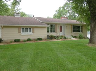 2015 N Dakota Ave, Ames, IA 50014