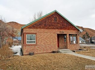 130 E Main Ave, Challis, ID 83226