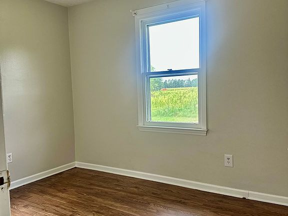 5th image of 6099 Clays Mill Rd