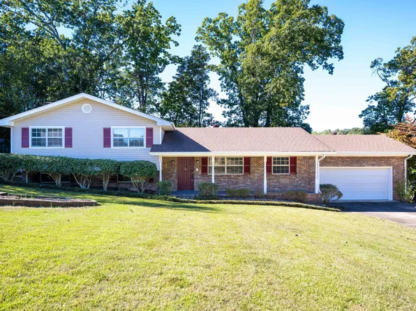 4627 Hillmont Ln, Hixson, TN 37343