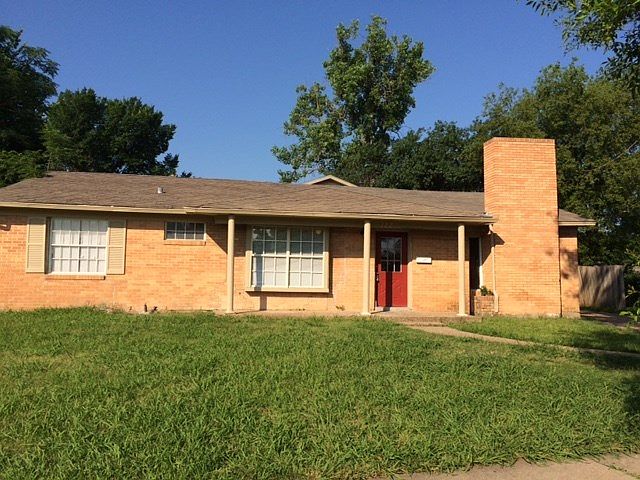 1st image of 122 W Marguerita Dr