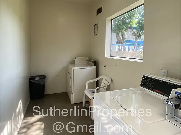 126 N Electric Ave #K — Photo 33