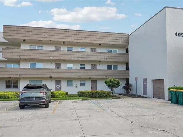 499 Forest Lakes BLVD #305, NAPLES, FL 34105