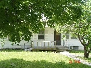 203 Lexington Rd, Pleasant Hill, MO 64080
