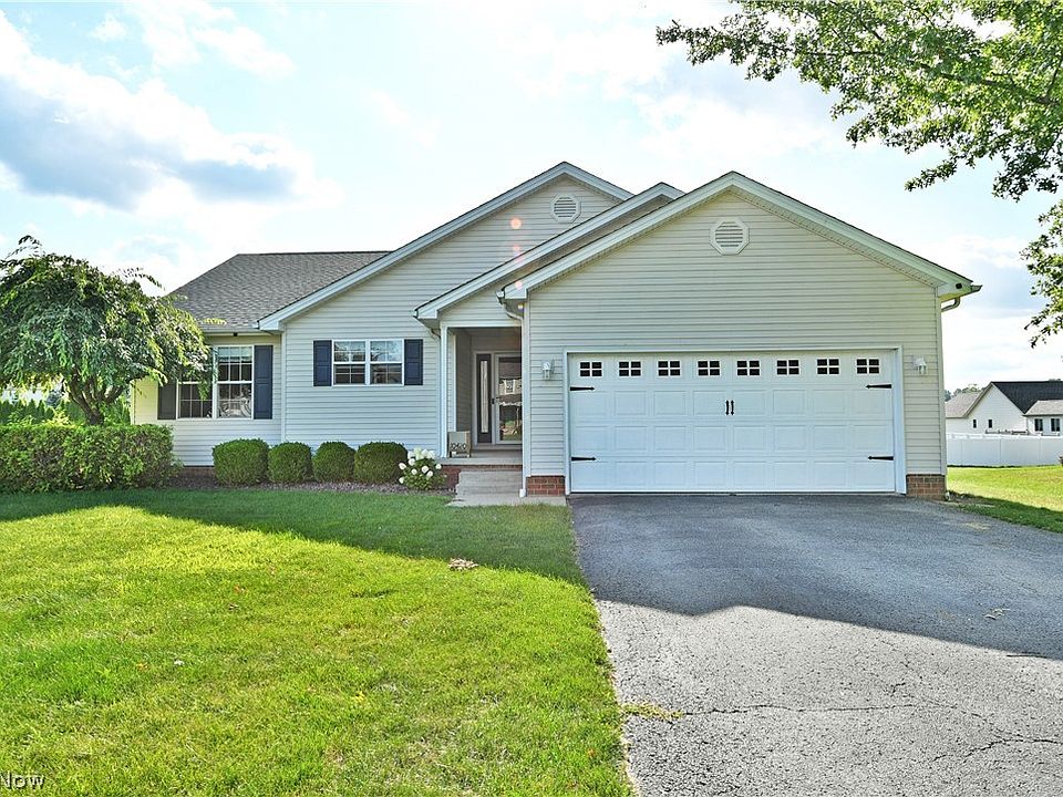 1st image of 10420 Carrie Dr