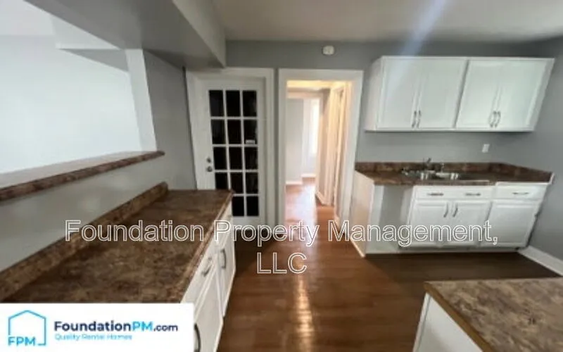 4 bed, 1.5 bath, 1584 sqft, $1,550 — Photo 3