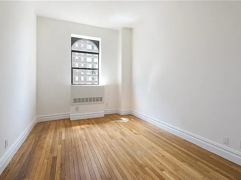 154 W 70th St #10T — Photo 5