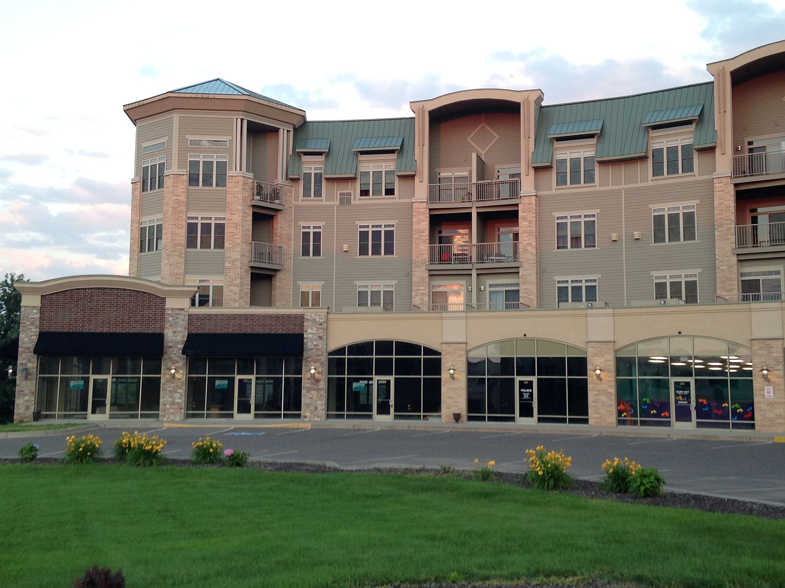 401 Pinnacle Way UNIT 411, Eau Claire, WI 54701 Zillow