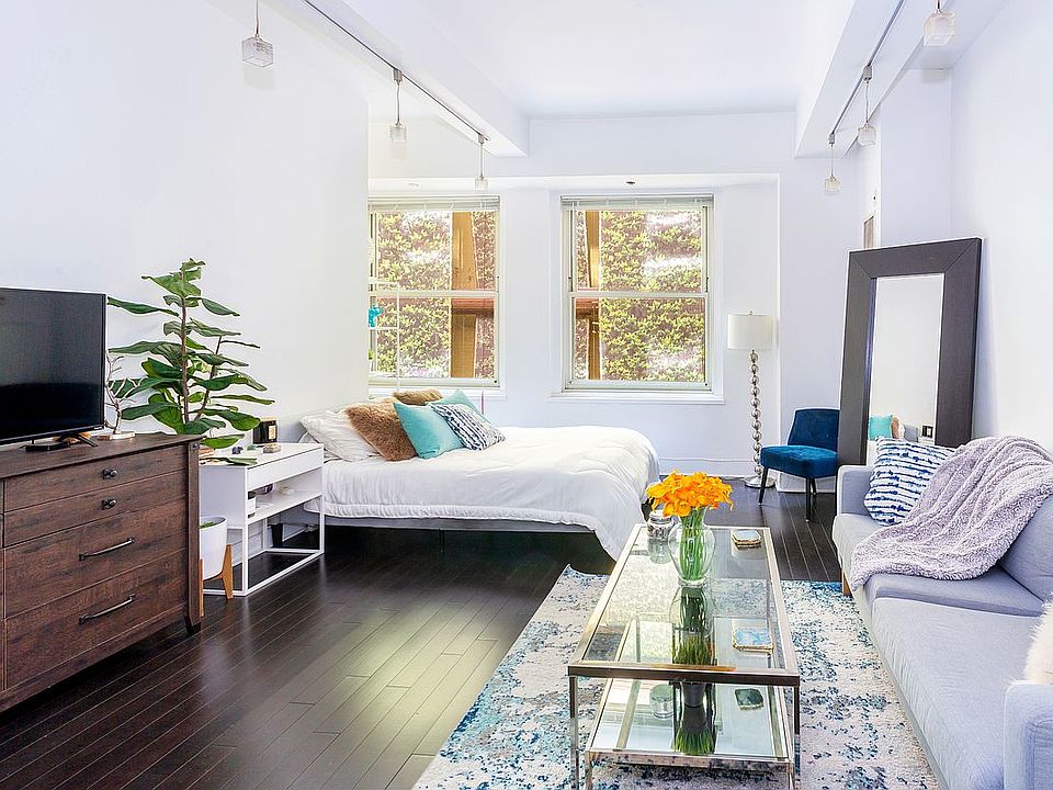 1st image of 88 Greenwich St APT 428
