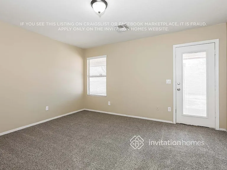 10465 E Azalea Ave — Photo 10