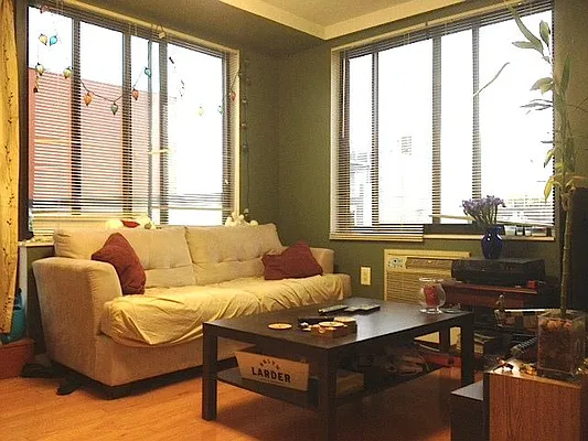 Rented by Nooklyn NYC LLC | media 72