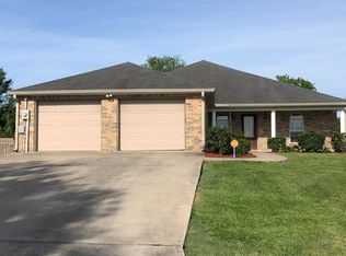 5817 Debuse Rd, Erath, LA 70533