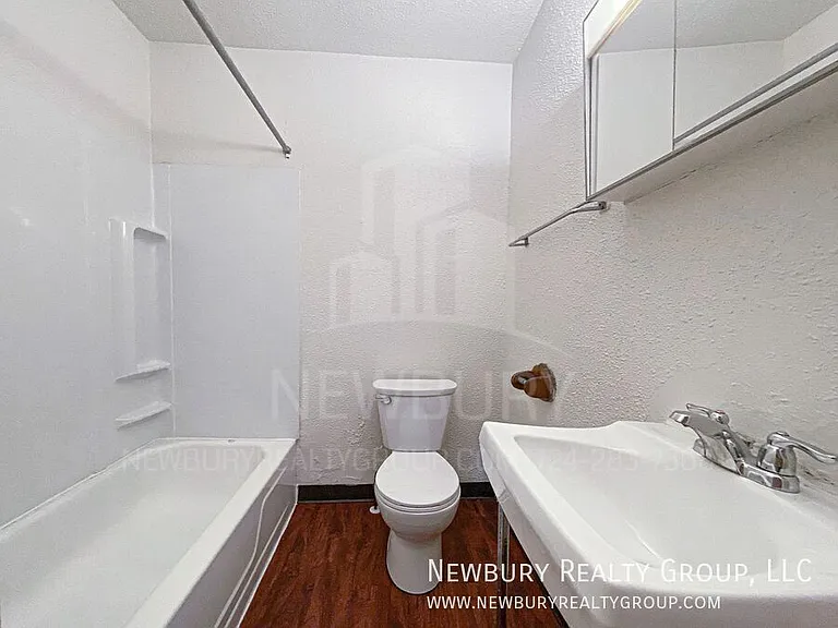 37 Hickory St — Photo 37