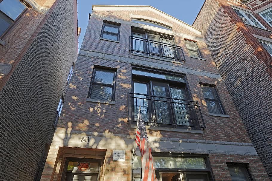 1st image of 2-843 N Mozart Ave #2