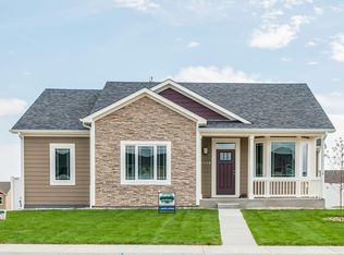 6513 Hitching Post Ln, Cheyenne, WY 82001