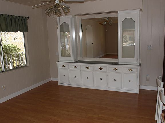 4th image of 34 Pringle Ct #34