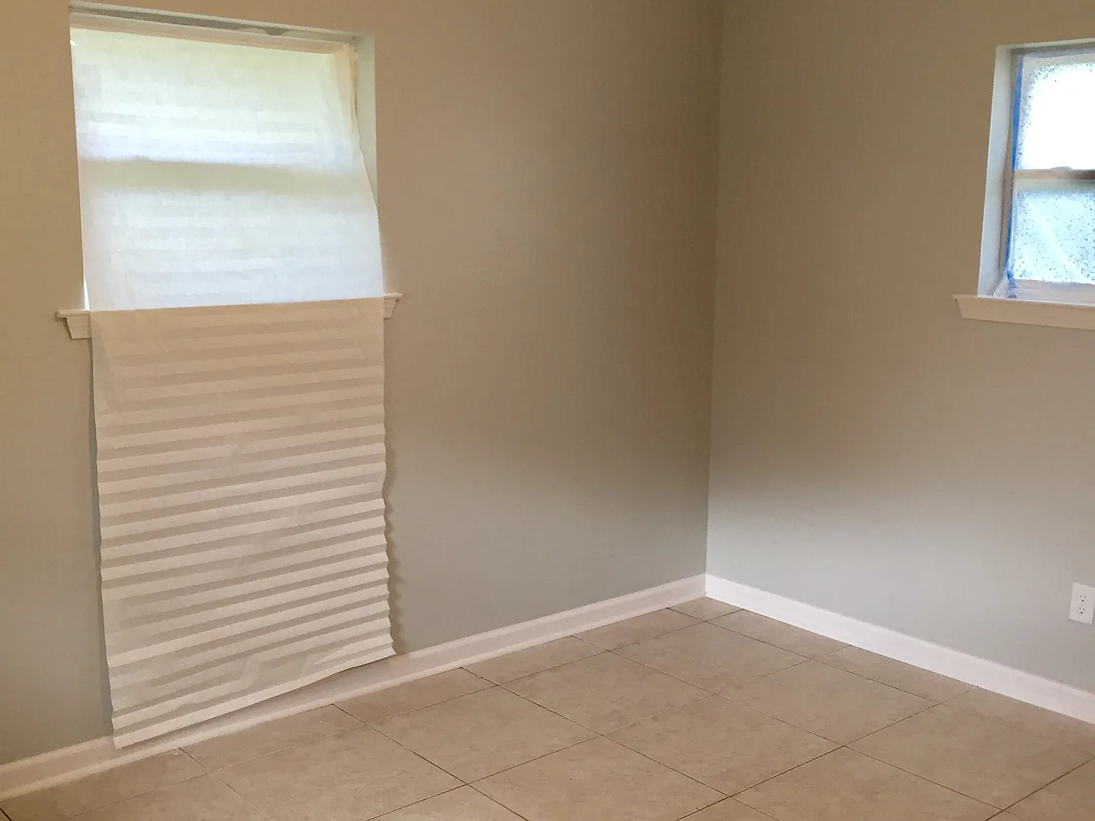 2 bed, 900 sqft, $1,300 — Photo 3