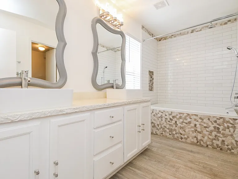 4711 E Silverwood Dr — Photo 12