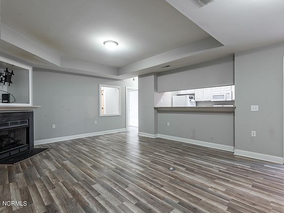 5th image of 1901 Covengton Way #102