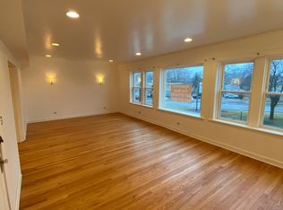 515 W Talcott Rd #2, Park Ridge, IL 60068