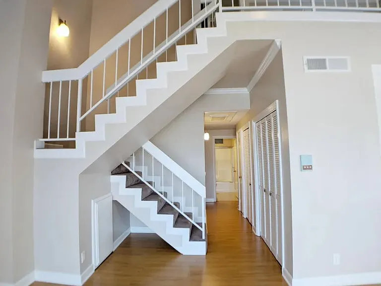 Carmelina Lofts — Photo 23
