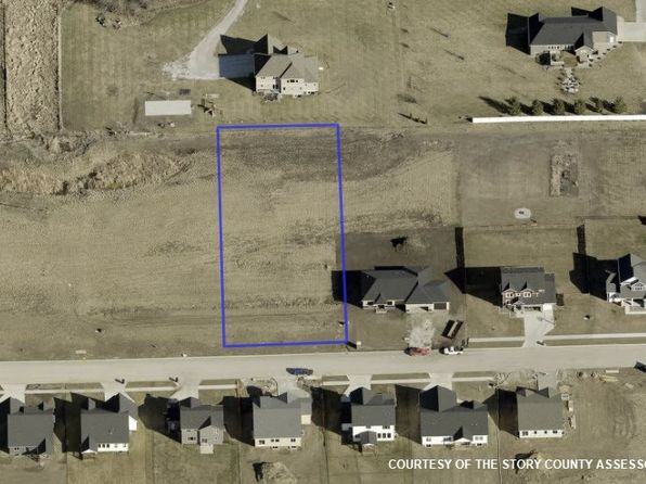 530 Walnut Dr, Huxley, IA 50124