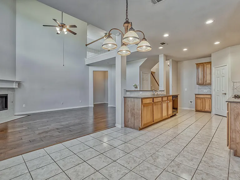 4609 Pine Brook Dr — Photo 24
