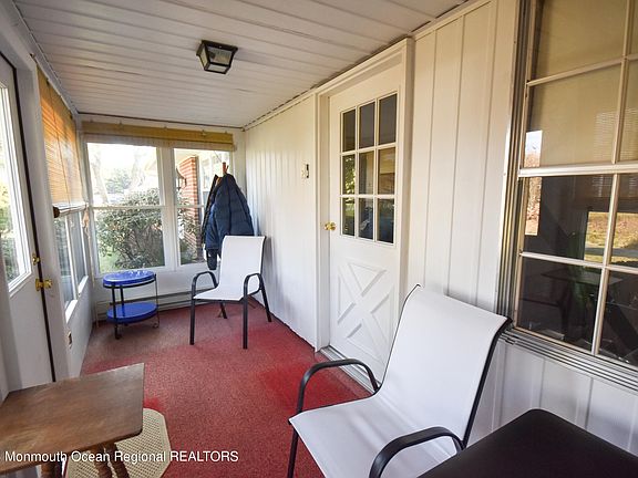 4th image of 1168A Clydebank Court