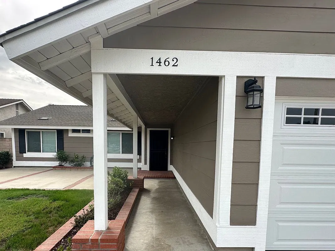 3 bed, 2.0 bath, 1546 sqft, $3,500 — Photo 2