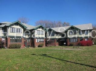 3510 E Fall Ck Pky N Dr APT 2, Indianapolis, IN 46205