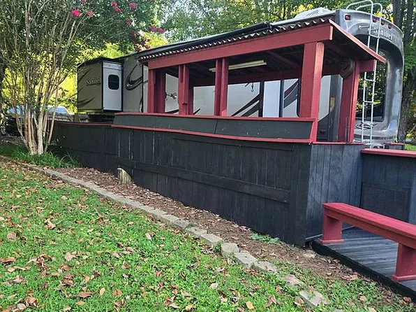 209 Cedar Mountain Trout Farm Rd, Blairsville, GA 30512