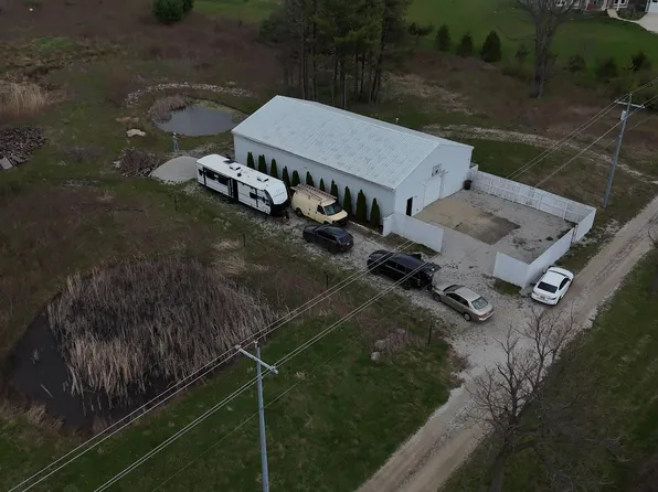 2725 Summit Rd SW, Pataskala, OH 43062