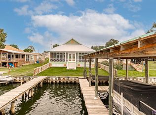 7235 Island Rd, Jarreau, LA 70749