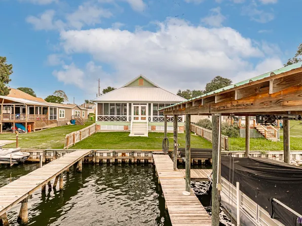 7235 Island Rd, Jarreau, LA 70749