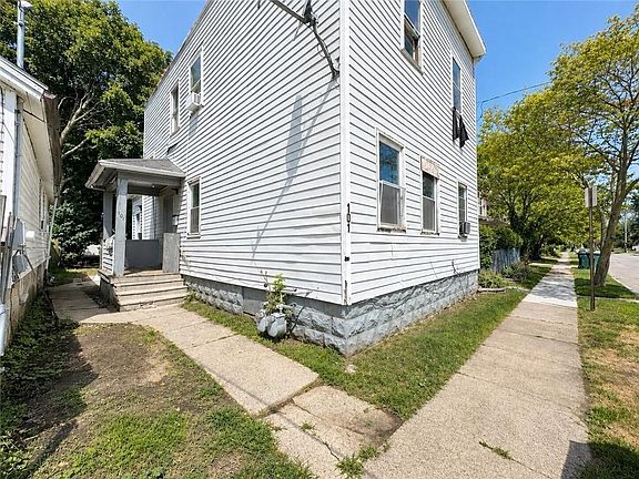 2nd image of 101 Thomas St