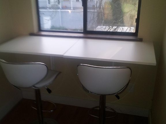 Built in dining in kitchen.