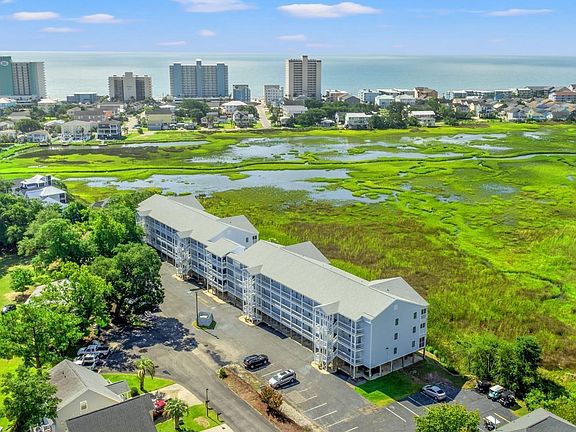 2nd image of 310 Marsh Pl. #209