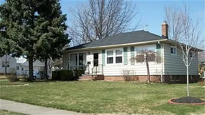 3196 Hilltop Dr photo 1